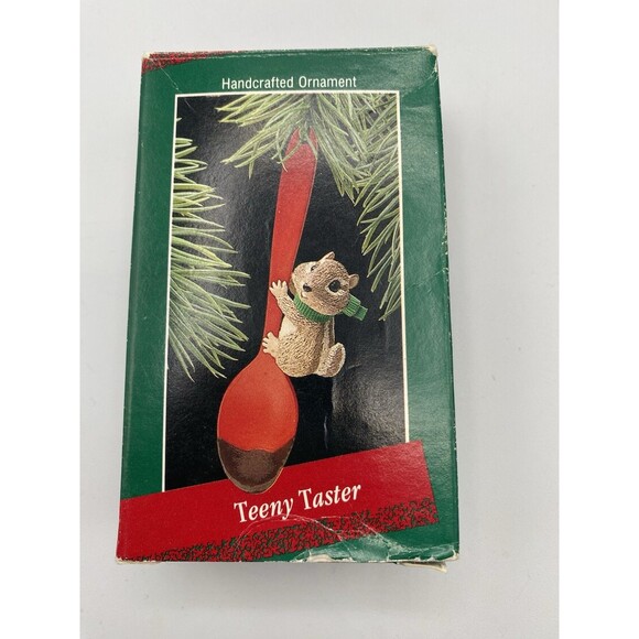 Vintage Hallmark Keepsake Holiday Christmas Ornaments Bundle Lot Of 9 - Picture 5 of 11